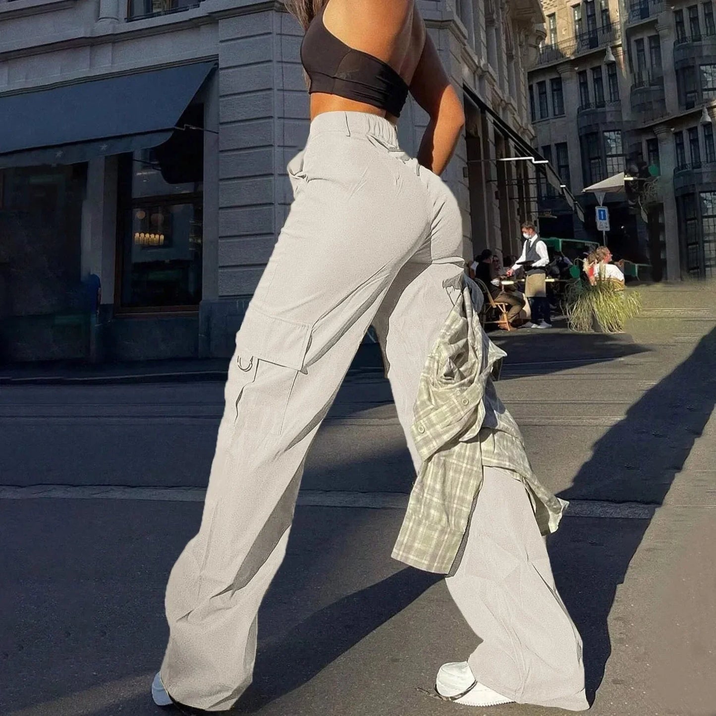 Damen Cargo-Hose mit weitem Bein und großen Seitentaschen